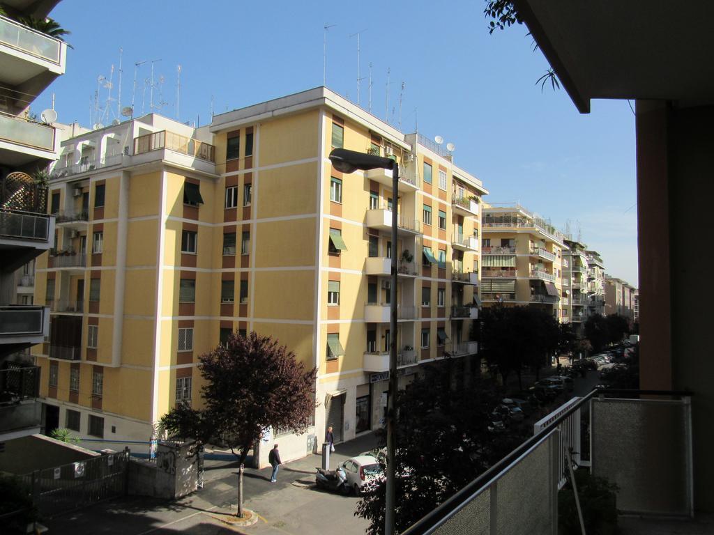 לינה וארוחת בוקר Pianeta Roma 127 מראה חיצוני תמונה